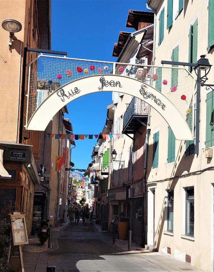 L'Escale Centre Historique de Gap Meublé de tourisme Classé 3 étoiles Esterno foto