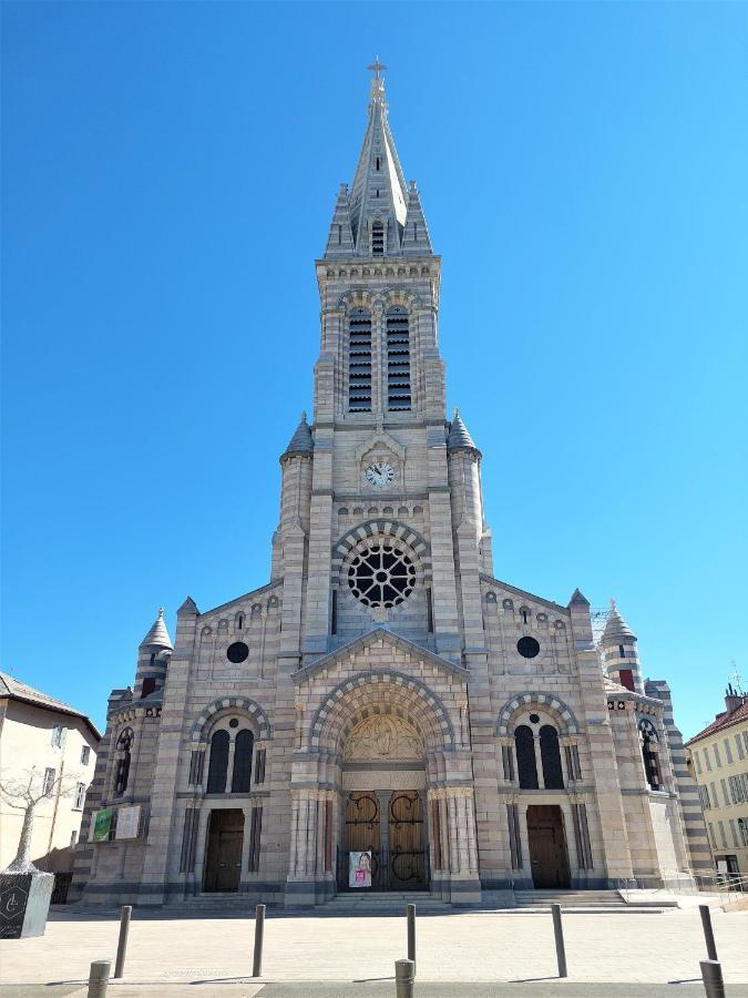 L'Escale Centre Historique de Gap Meublé de tourisme Classé 3 étoiles Esterno foto